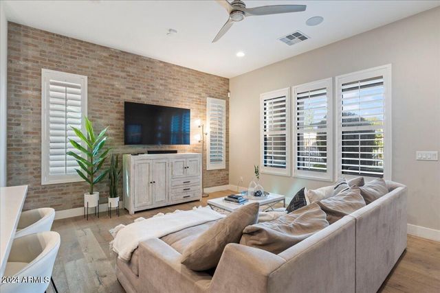 8340 E McDonald Drive Unit 1006, Scottsdale, AZ 85250