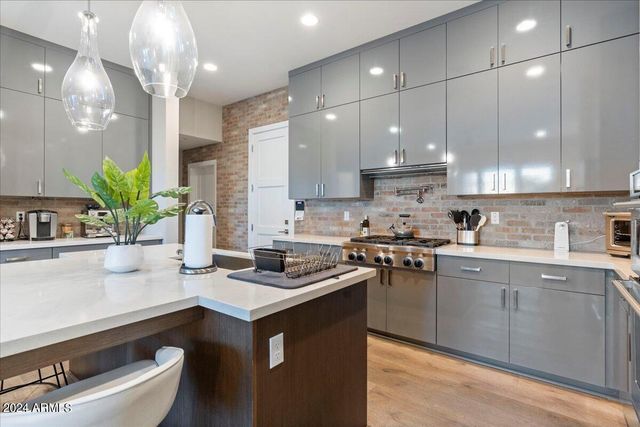 8340 E McDonald Drive Unit 1006, Scottsdale, AZ 85250