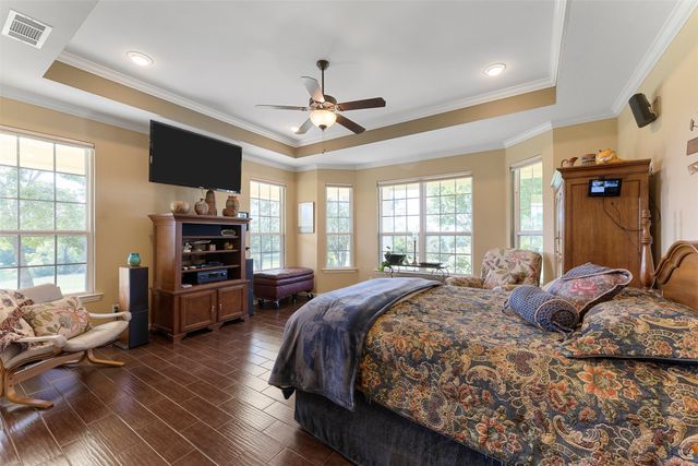 5270 Saddle Ridge Court, Athens, TX 75752