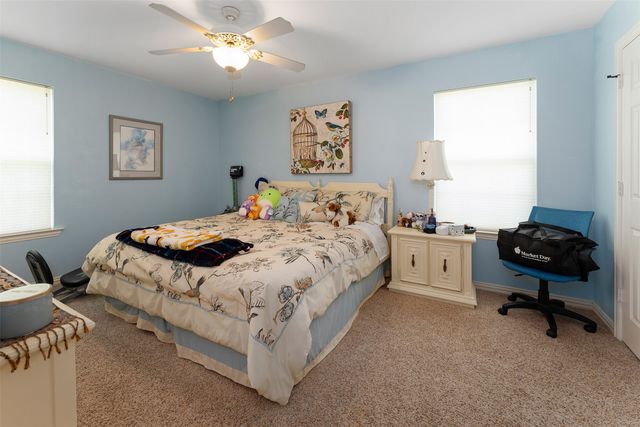 5270 Saddle Ridge Court, Athens, TX 75752