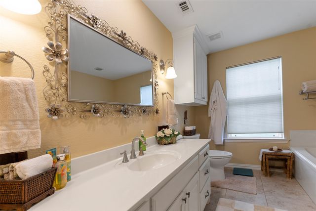 5270 Saddle Ridge Court, Athens, TX 75752