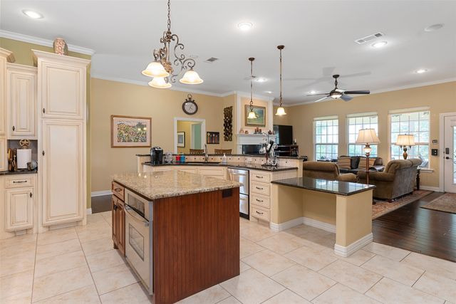 5270 Saddle Ridge Court, Athens, TX 75752