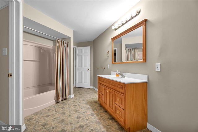 20 MILITIA HILL ROAD, Sicklerville, NJ 08081
