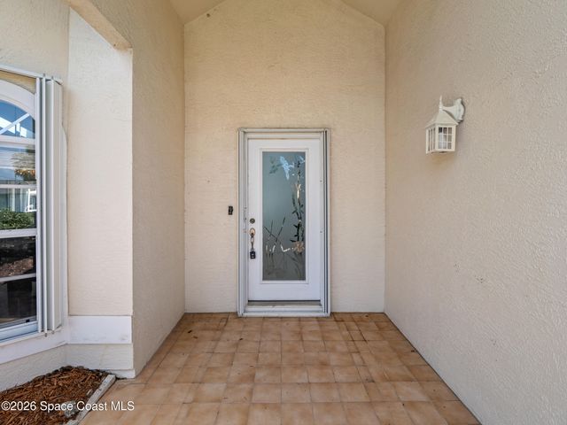 155 Waters Edge Lane, Indialantic, FL 32903