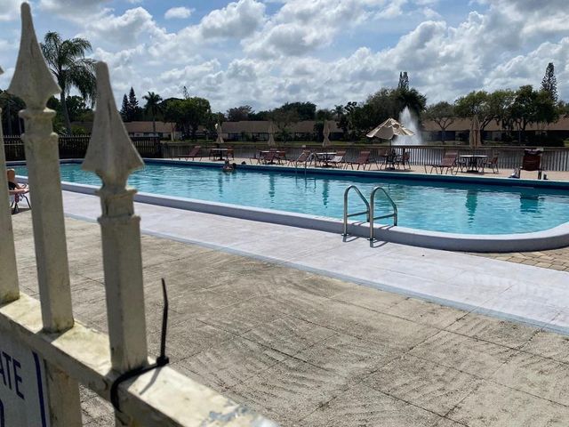 4681 Sable Pine Circle A1, West Palm Beach, FL 33417