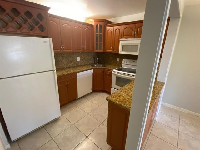 4681 Sable Pine Circle A1, West Palm Beach, FL 33417