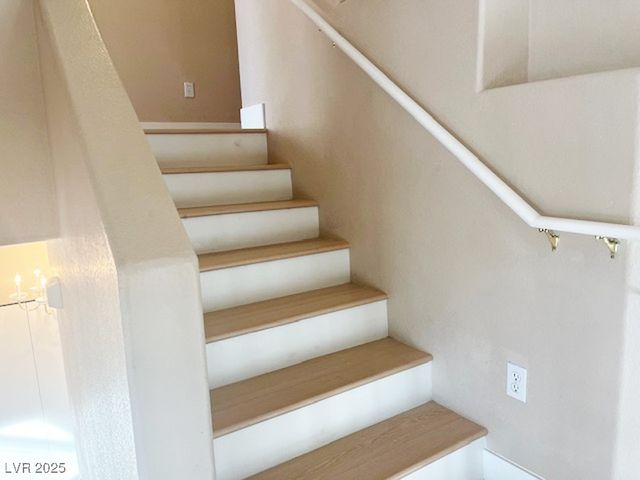 5243 Ladyhawk Way, Las Vegas, NV 89118