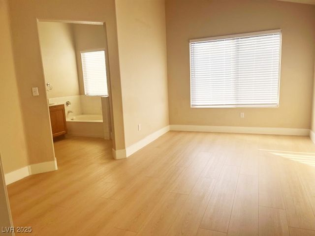 5243 Ladyhawk Way, Las Vegas, NV 89118