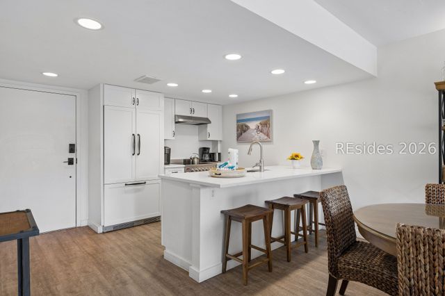 147 Lighthouse Rd Apt 678, Hilton Head Island, SC 29928