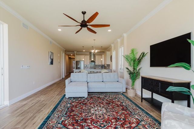 501 TAMIAMI TRAIL N 201, Venice, FL 34285