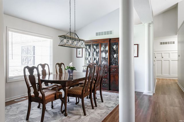 56143 Hollingshead Drive, Mishawaka, IN 46545