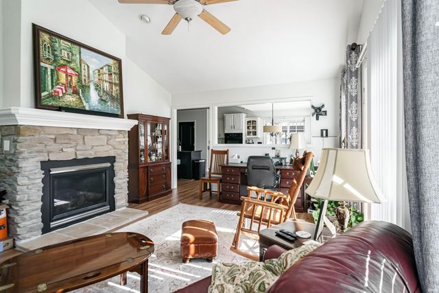 56143 Hollingshead Drive, Mishawaka, IN 46545