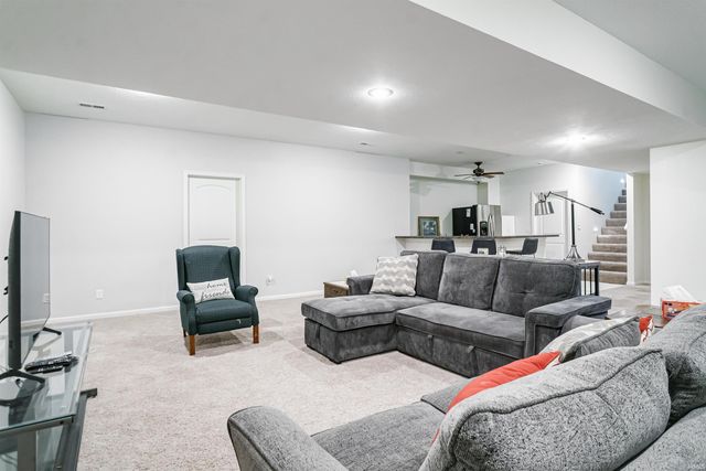 56143 Hollingshead Drive, Mishawaka, IN 46545