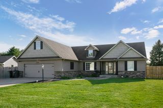 56143 Hollingshead Drive, Mishawaka, IN 46545