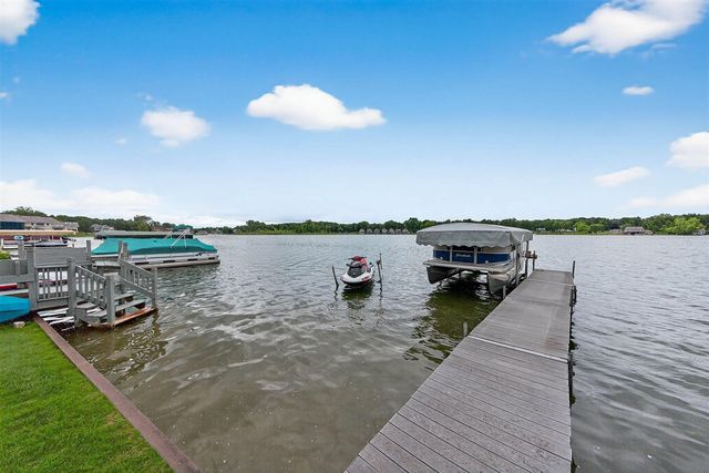 68800 S Shore Drive, Edwardsburg, MI 49112