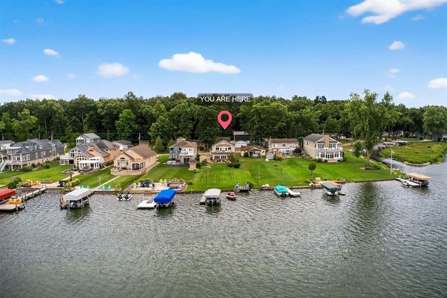 68800 S Shore Drive, Edwardsburg, MI 49112