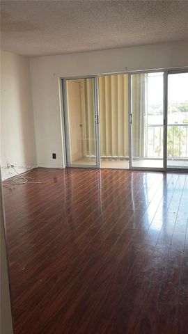 505 Spencer Drive 315, West Palm Beach, FL 33409