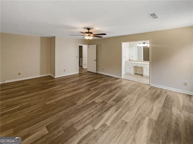 8883 Peppertree Drive, Jonesboro, GA 30238
