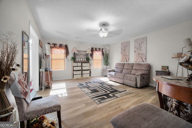 8883 Peppertree Drive, Jonesboro, GA 30238
