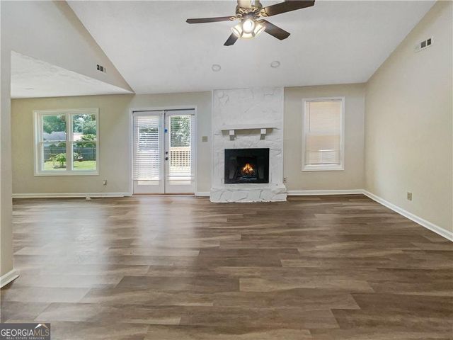 8883 Peppertree Drive, Jonesboro, GA 30238
