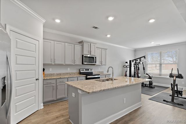 1600 Rosemary Park, Montgomery, AL 36106