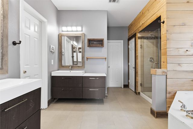 5914 Ambassador Lane, Rowlett, TX 75089