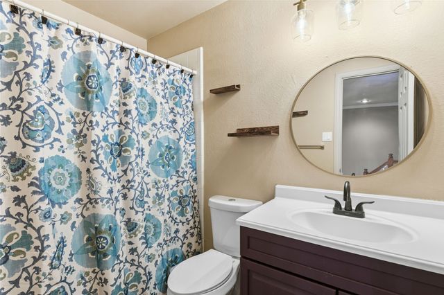 5914 Ambassador Lane, Rowlett, TX 75089