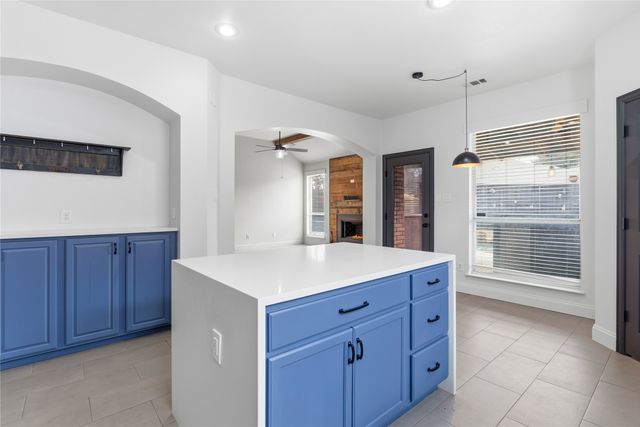 5914 Ambassador Lane, Rowlett, TX 75089