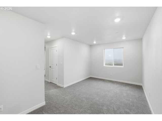 3724 Sw 40TH St, Gresham, OR 97080