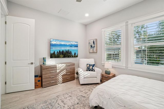 3203 W FIELDER STREET, Tampa, FL 33611