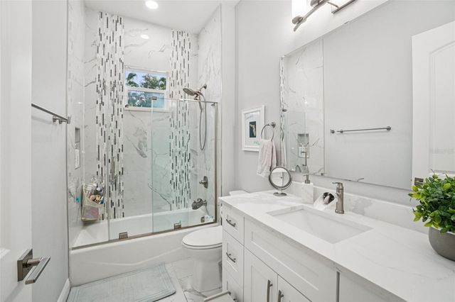 3203 W FIELDER STREET, Tampa, FL 33611