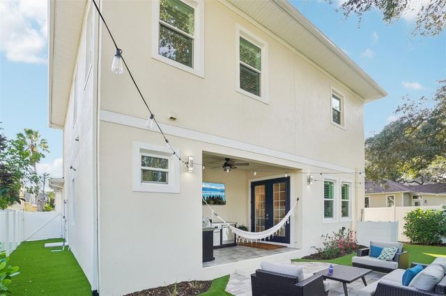 3203 W FIELDER STREET, Tampa, FL 33611