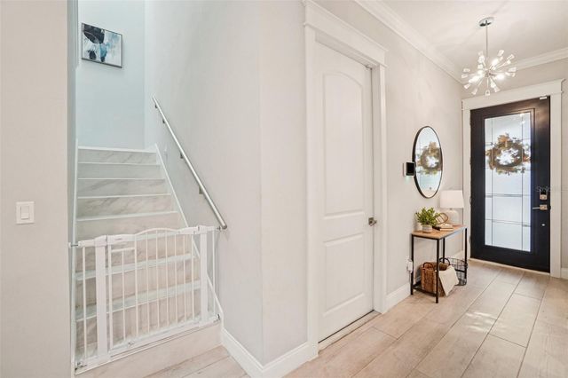 3203 W FIELDER STREET, Tampa, FL 33611