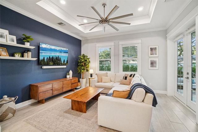 3203 W FIELDER STREET, Tampa, FL 33611