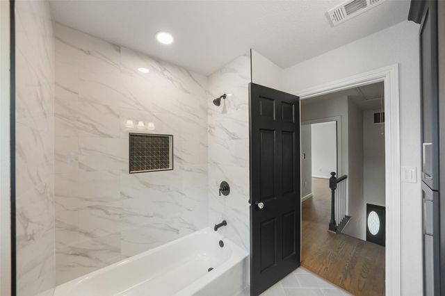 3809 Southmore Boulevard, Houston, TX 77004