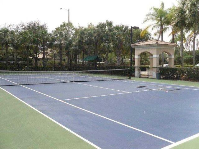 4925 EGRET Court, Coconut Creek, FL 33073