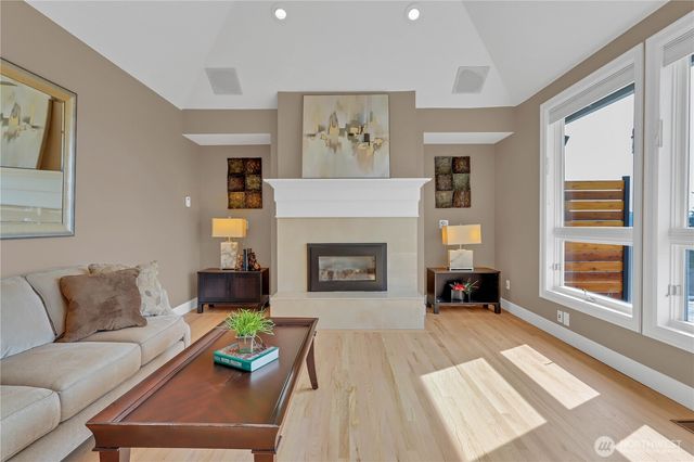 535 208th Avenue NE, Sammamish, WA 98075