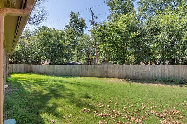 2512 Sherwood Drive, Sherman, TX 75092
