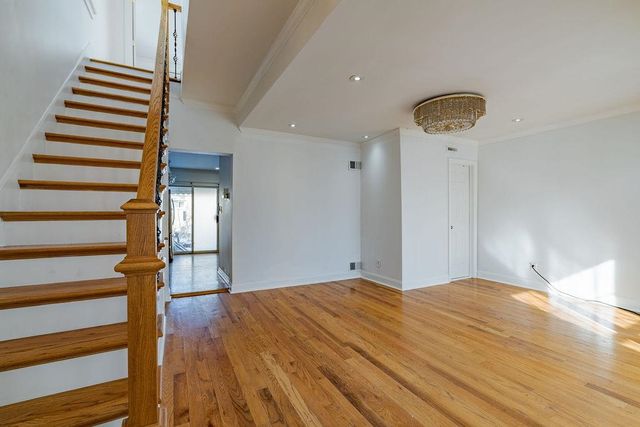 179 HOBART AVE, Bayonne, NJ 07002