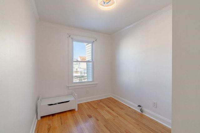 179 HOBART AVE, Bayonne, NJ 07002