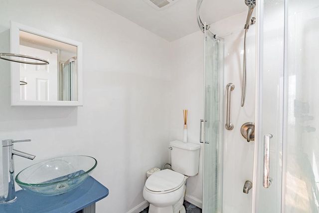 179 HOBART AVE, Bayonne, NJ 07002