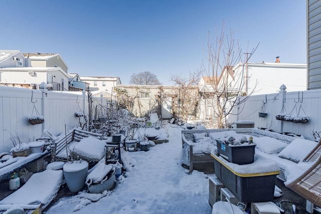 179 HOBART AVE, Bayonne, NJ 07002