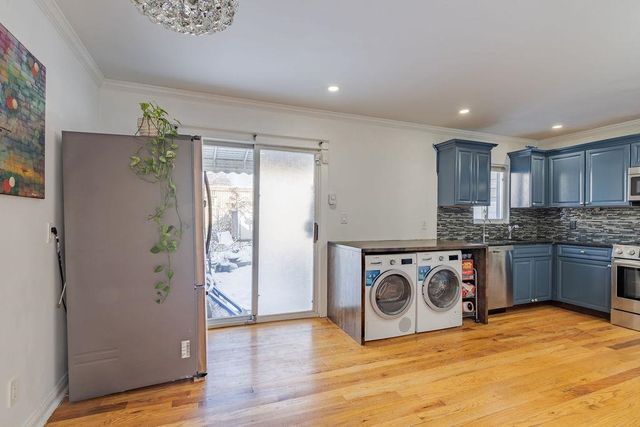 179 HOBART AVE, Bayonne, NJ 07002