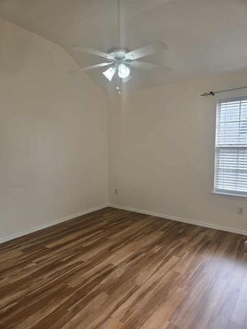 9125 Tyne Trail, Fort Worth, TX 76118