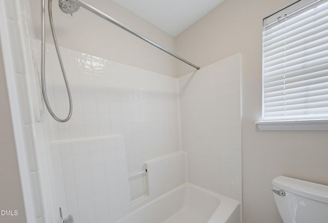 904 Starkland Way, Holly Springs, NC 27540