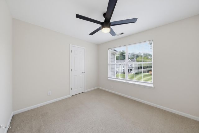 904 Starkland Way, Holly Springs, NC 27540