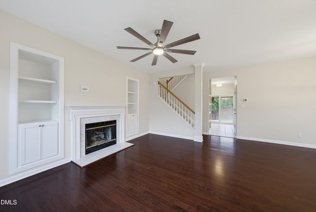 904 Starkland Way, Holly Springs, NC 27540