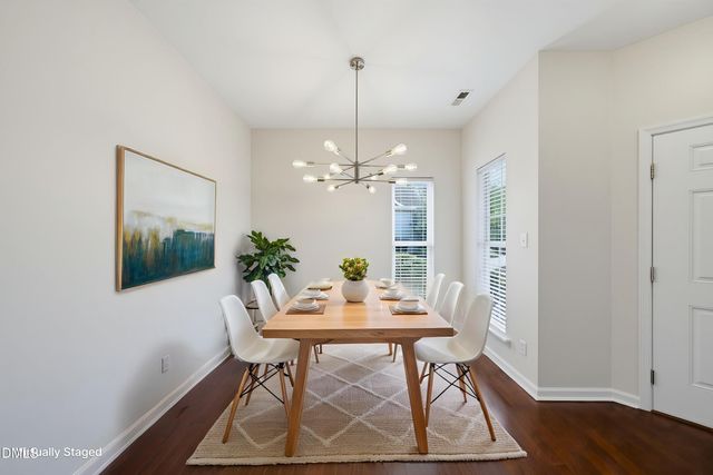 904 Starkland Way, Holly Springs, NC 27540