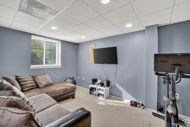 1137 Hudson Drive, Howell, MI 48843