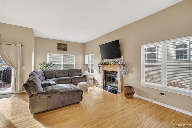 1137 Hudson Drive, Howell, MI 48843